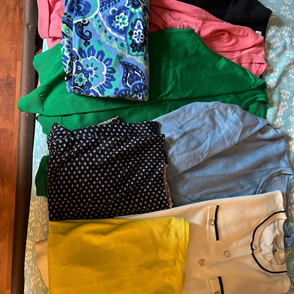 Loft Fashion Green And Blue Crew Neck Sweaters